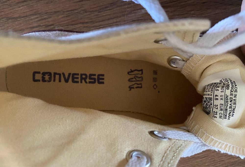 Кеды  Converse Chuck Taylor 37 р