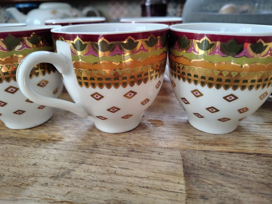 Zestaw porcelany Karolina Studio Collection – retro, kompletny