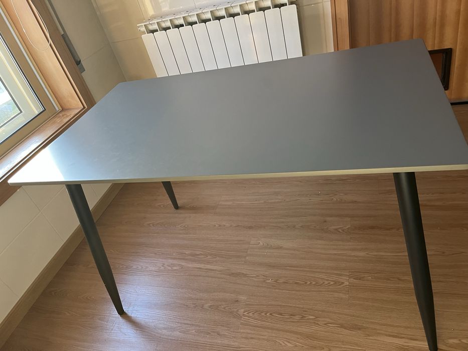 Mesa cozinha + 4 cadeiras