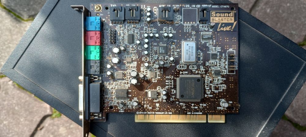 CREATIVE SOUND BLASTER LIVE i sobwofer od zestawu Inspiron P5600