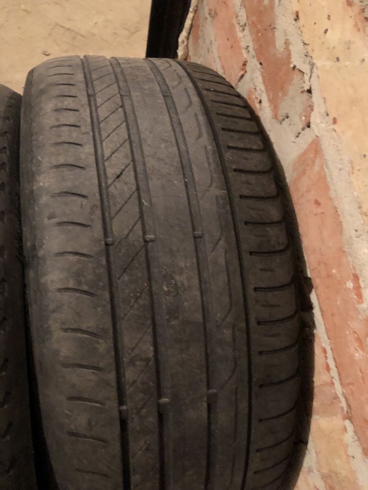 Продам літню резину bridgestone 225 45 R 17