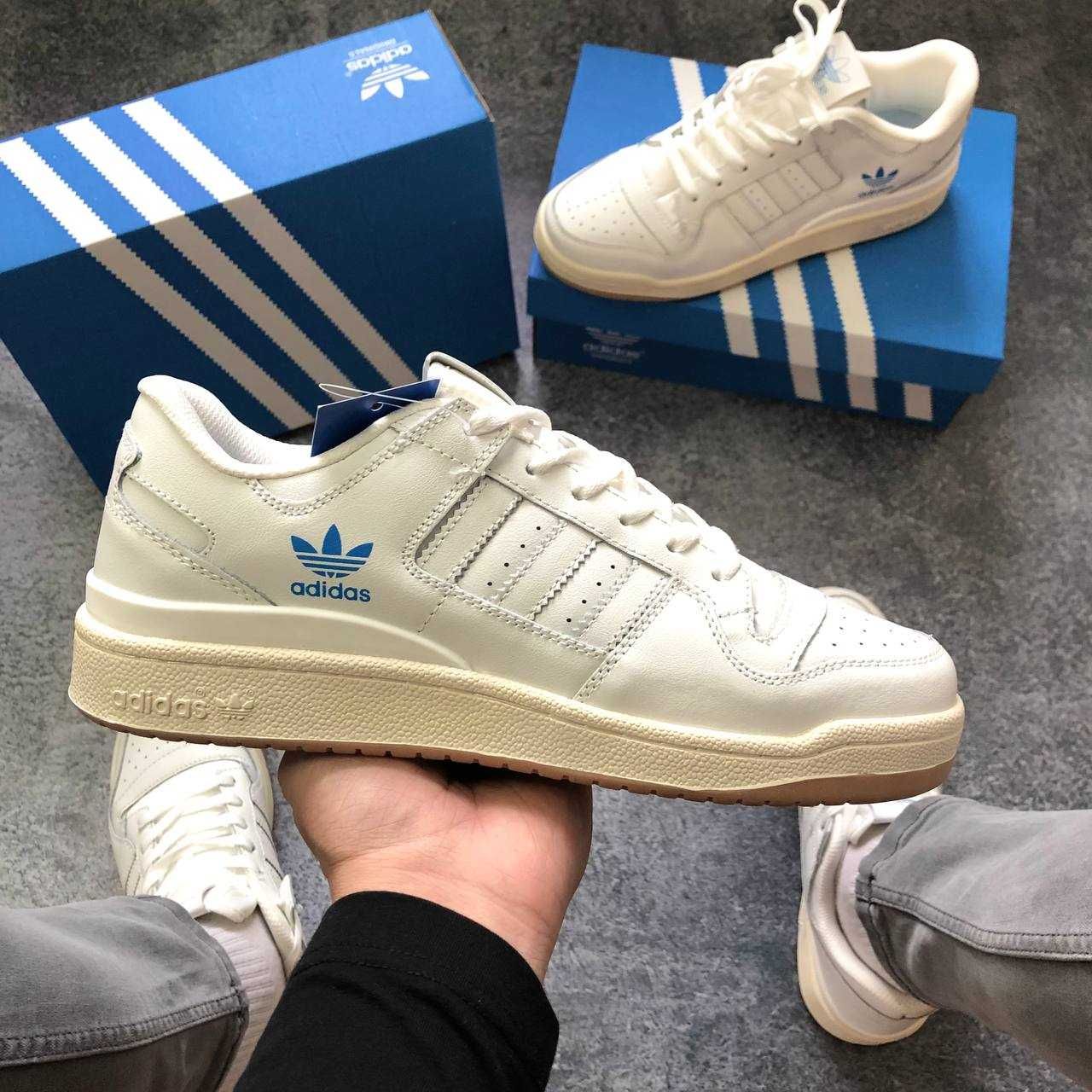 Кросівки / Кроссовки чоловічі adidas forum low white