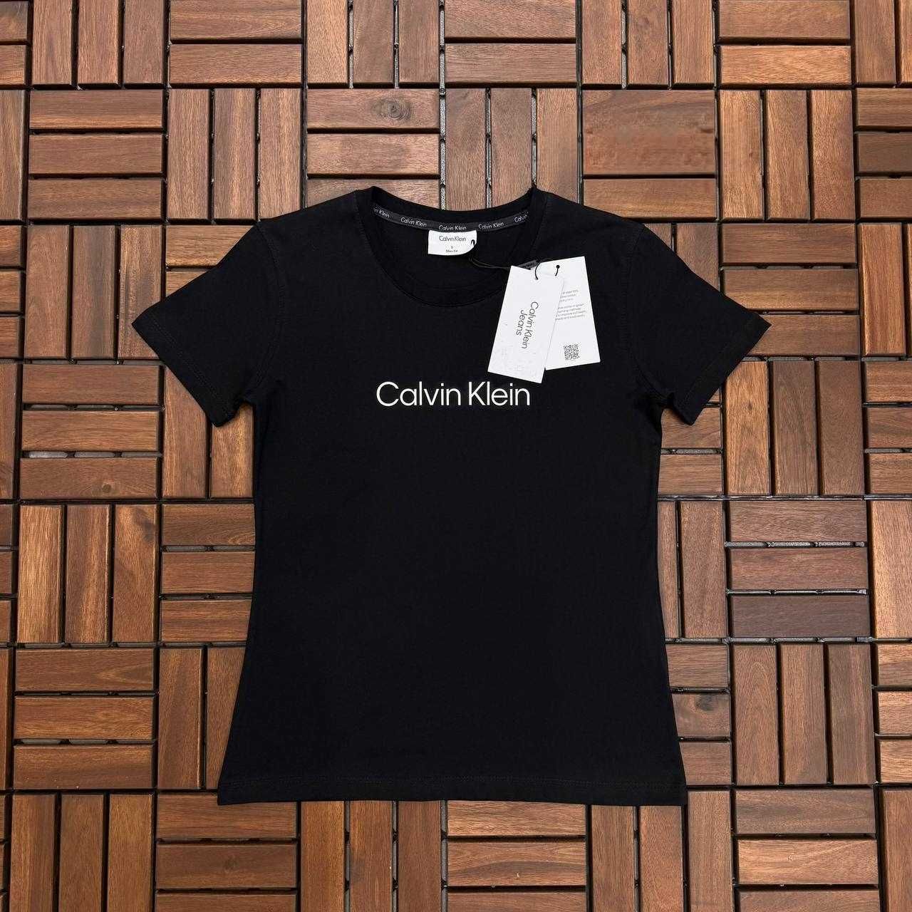 Футболка Кельвін Calvin Klein жіноча НОВА