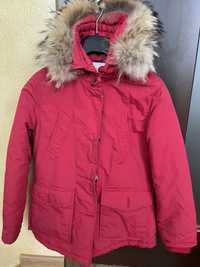 Куртка червона1300, фіолетова 600, комбінезони chicco по 900
