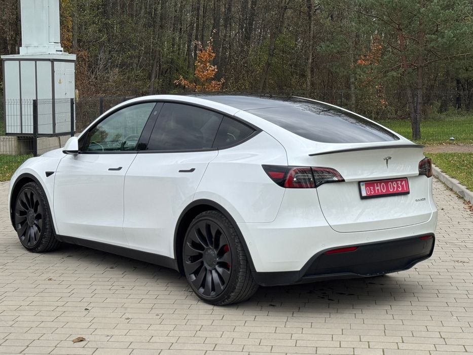 Tesla Model Y 2022