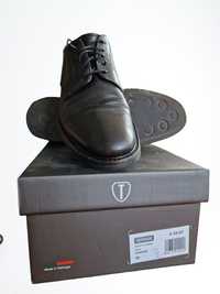 Sapatos Toscanini Man (39) c/ atacadores