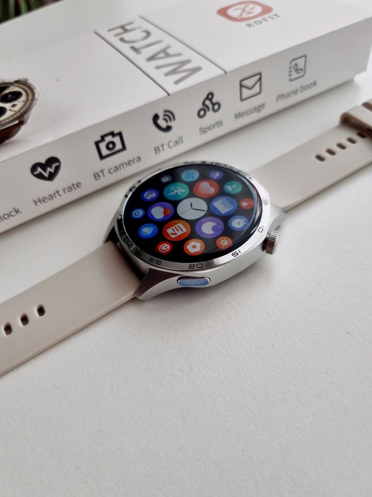 Srebrny smartwatch GT5 Pro nowy