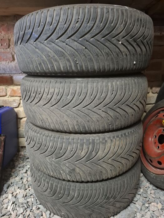 Шини всесезонні 205/55/r16