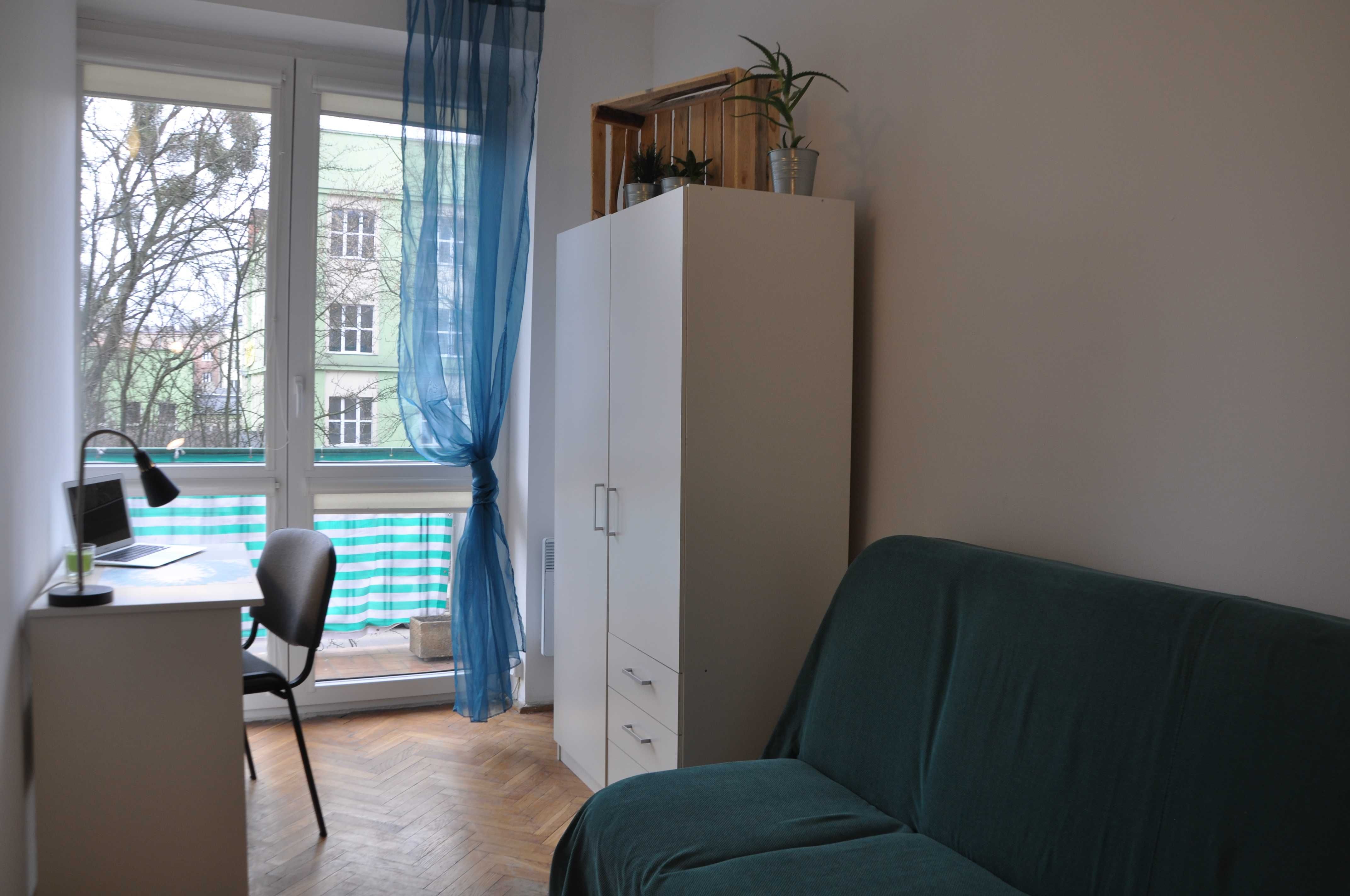 Bardzo widny pokój z balkonem przy ul. Wierzbowej! UMED, UŁ.