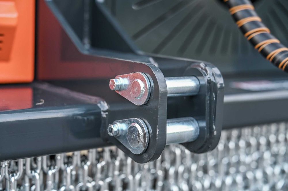 MULCZER LEŚNY WGŁĘBNY ORKAN ML R4 220, 225 rozdrabniacz frez stały ząb