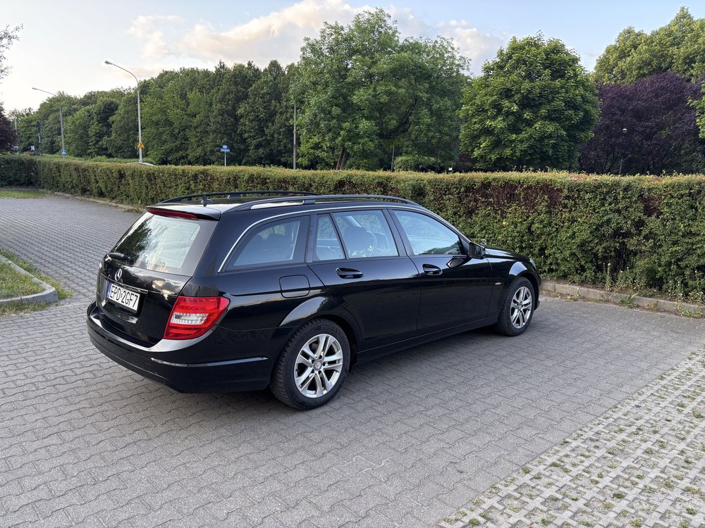 Mercedes-Benz C180 BlueEFFICIENCY Automatik