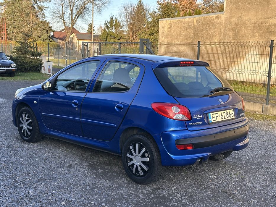PEUGEOT 206+ 1.4 HDI  105 tys kilometrów.