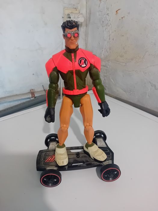 Boneco action man