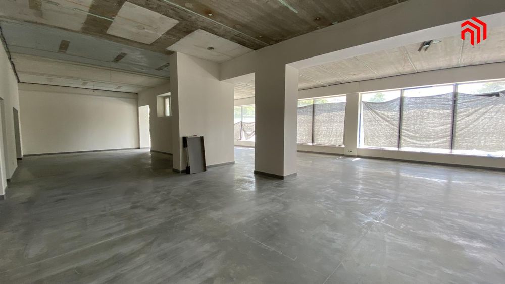 Без комісії! Оренда фасадної комерційної площі