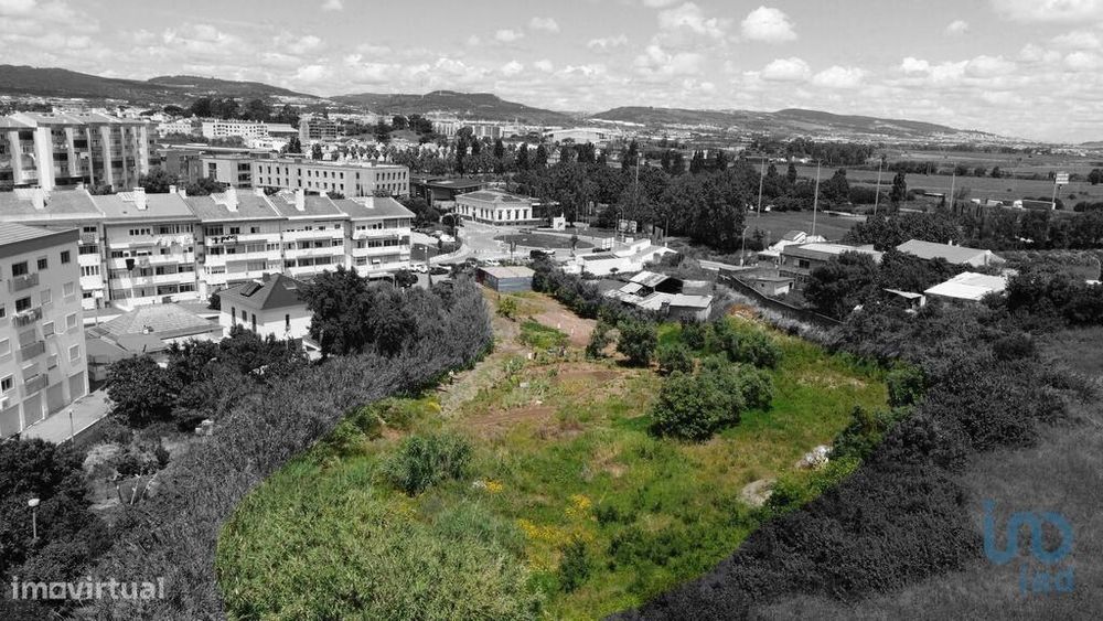 Terreno para construção em Loures de 4560,00 m2