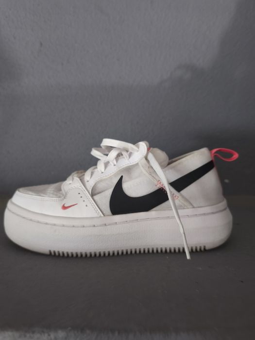 Sapatilhas Nike brancas originais, tamanho 36.5