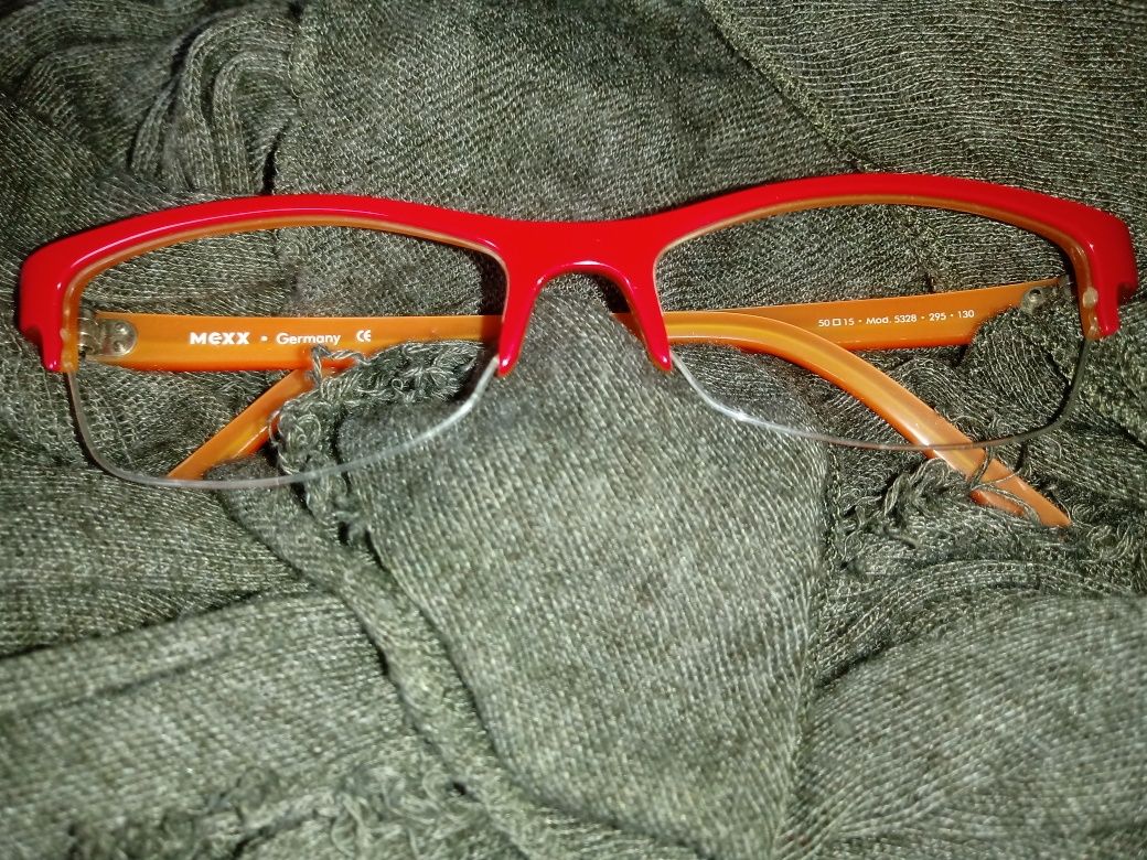Oprawki okularowe damskie marki Mexx