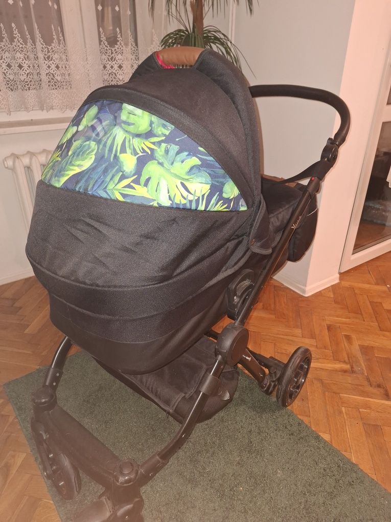 Wózek 3w1 + łóżeczko + dodatki