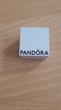 Pudełko Pandora charms 5x5cm