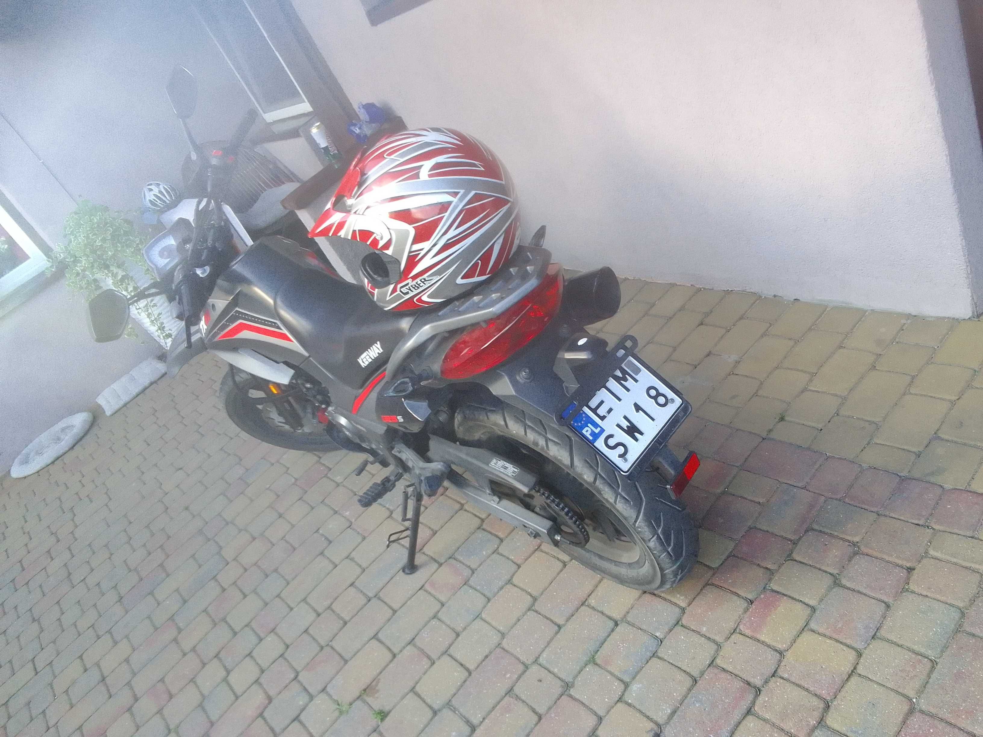 KeeWay 125* Salon Pl. 3650 km. Kat B.