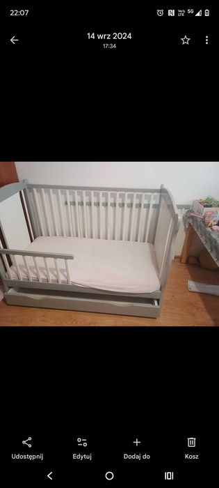 Łóżeczko drewniane dziecięce