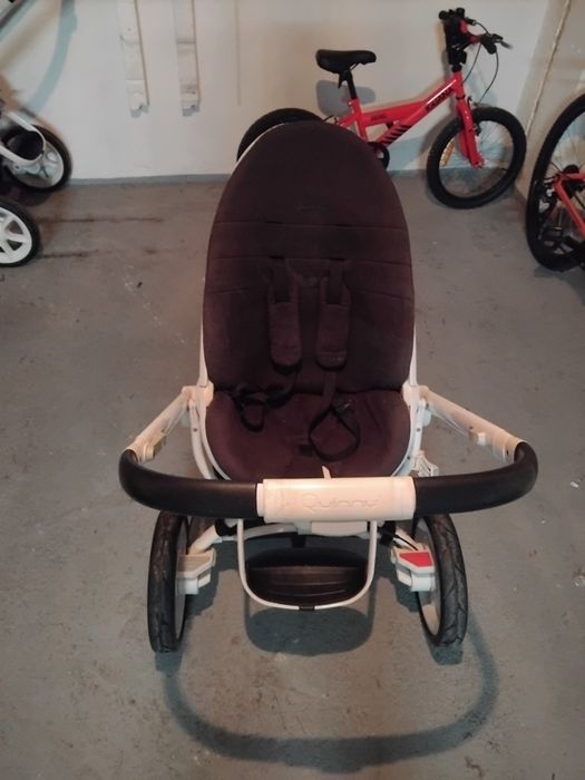 Carrinho bebe quiny