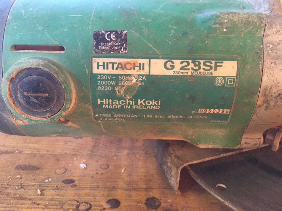 Rebarbadora 230mm HITACHI G23SF