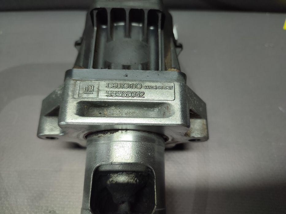 Клапан егр EGR Opel Insignia 2.0 55566052 опель інсігнія інсигния