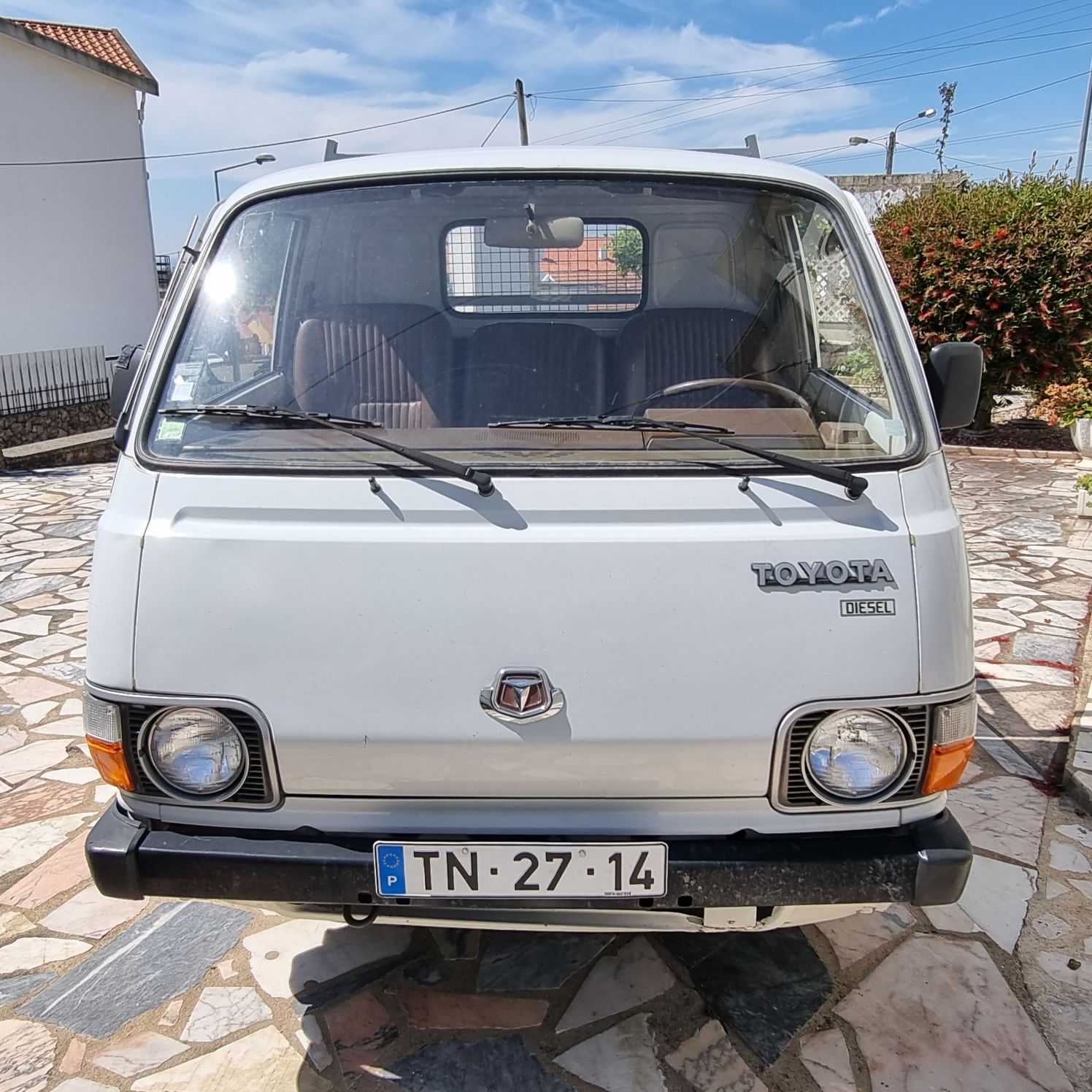 Hiace Aberta muito estimada.(Reservada)