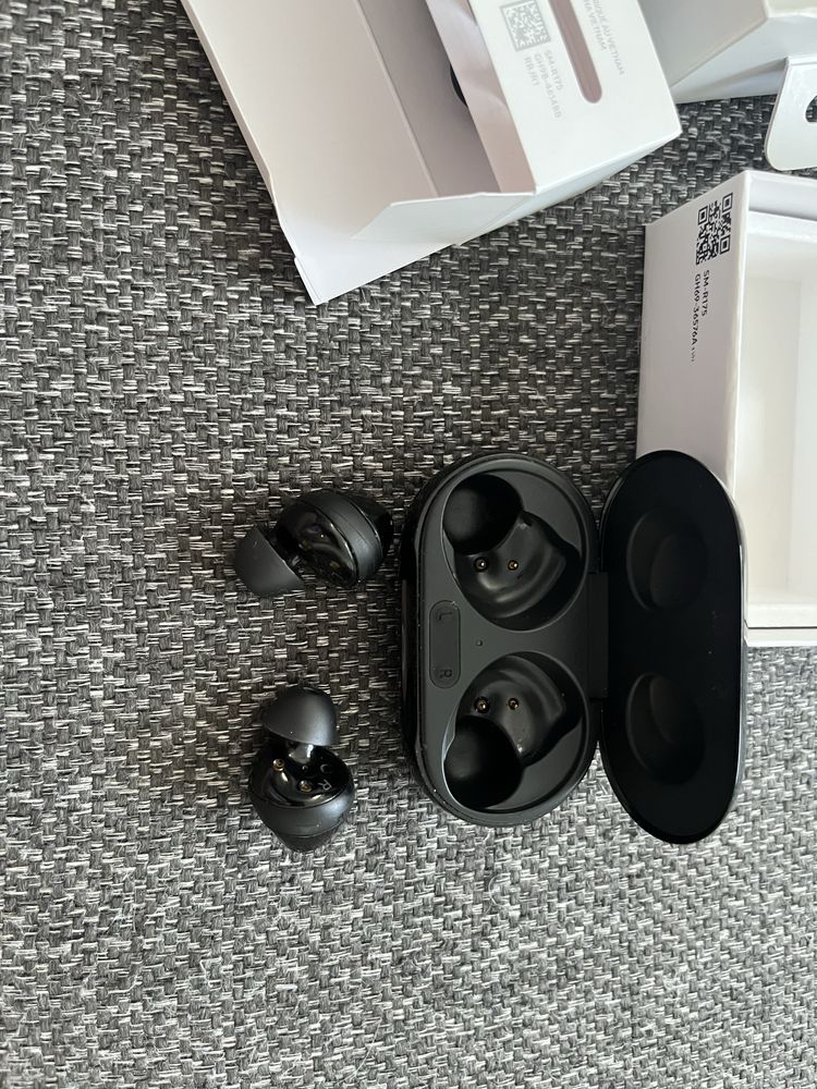 Słuchawki bezprzewodowe Samsung Buds+