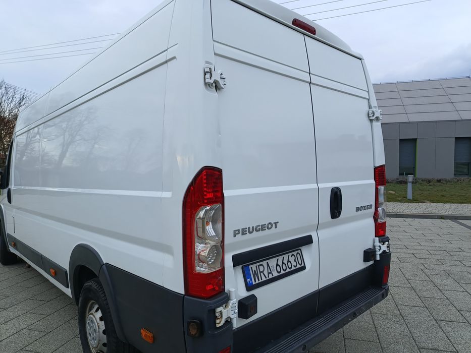 Peugeot Boxer brygadowka 7miejsc max l4h2