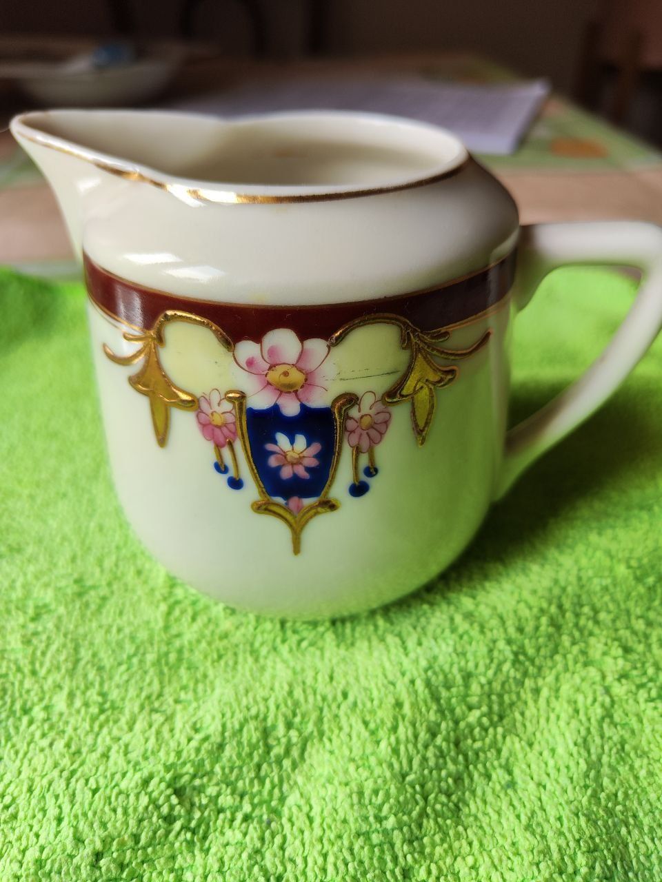 Кувшин, масленка, соусник,молочник