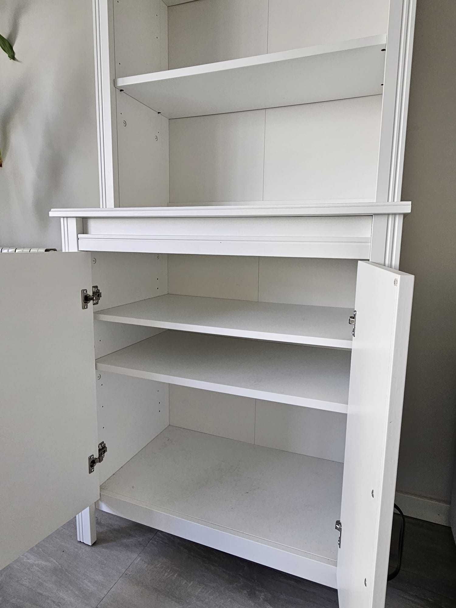 Armário Alto com duas portas, branco