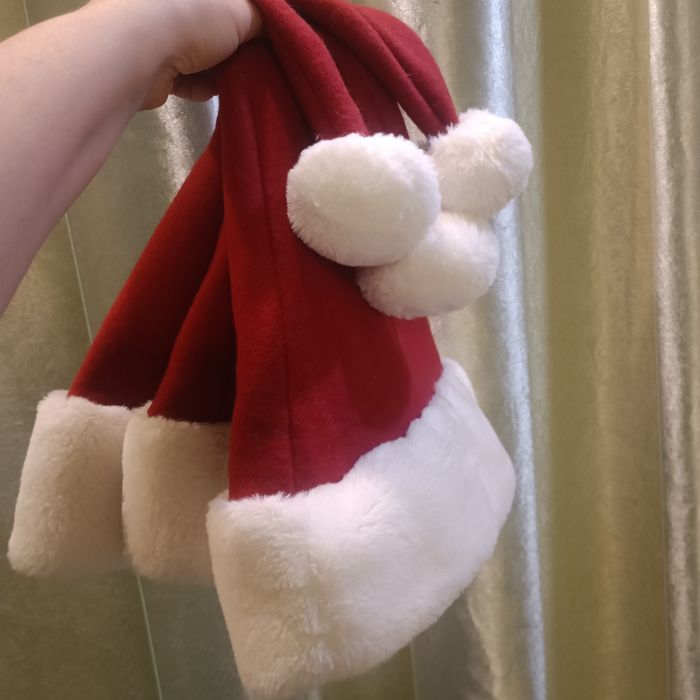 Новогодняя шапка Санты