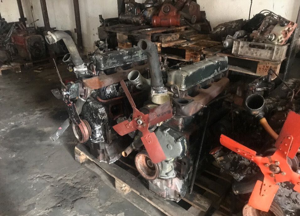Silnik Ursus Zetor 4 cylindrowy Stary TYP C-385A, 8011