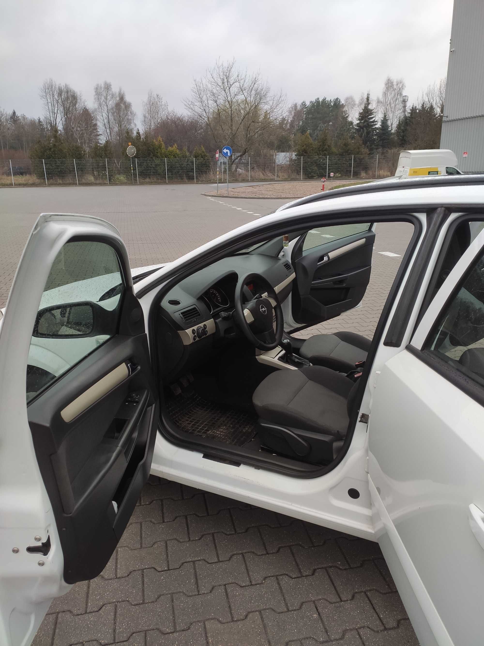 Opel Astra H 1.7 cdti