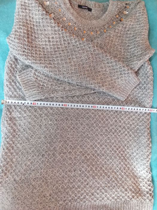 Sweter z cekinami.XXl