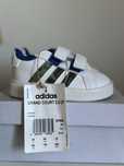 SAPATILHAS ADIDAS NOVAS