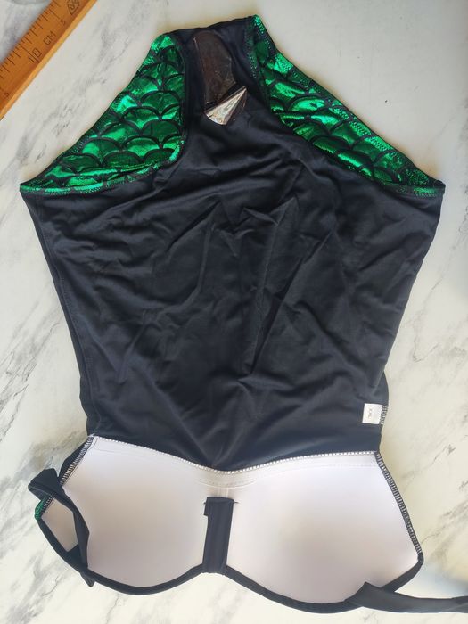 Новий купальник великого розміру