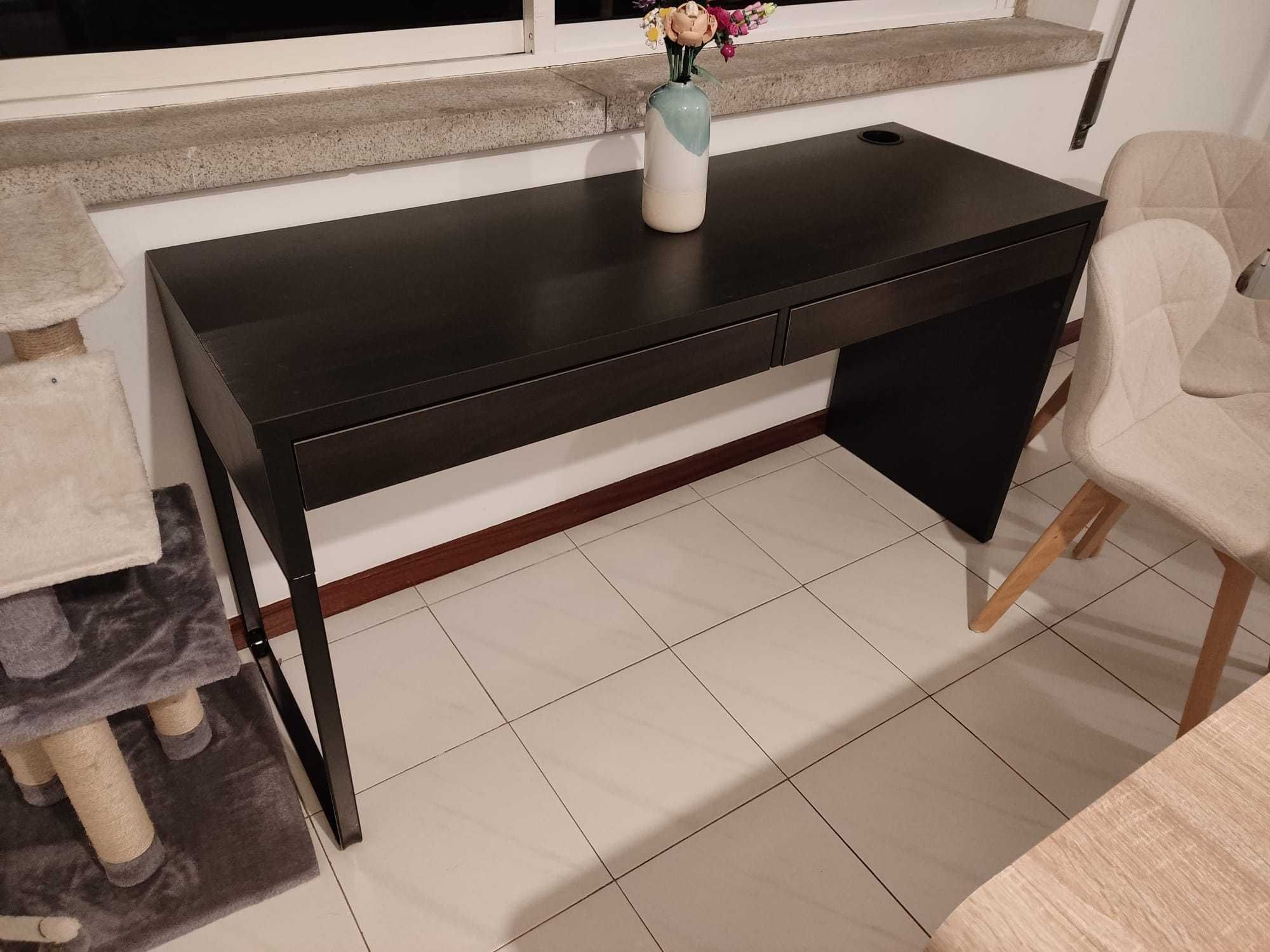 Secretária Ikea estilo Micke