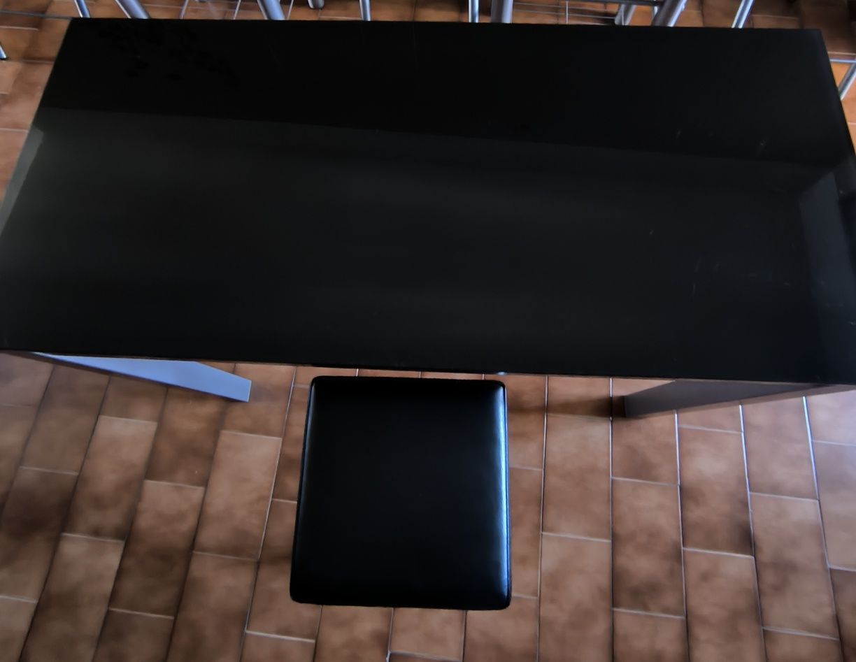Mesa cozinha preta