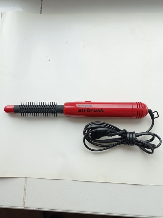 Фен-щётка   б/у.