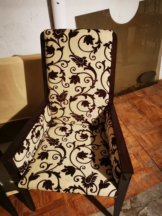 Krzesła tapicerowane - oryginały (nietrafiony prezent)