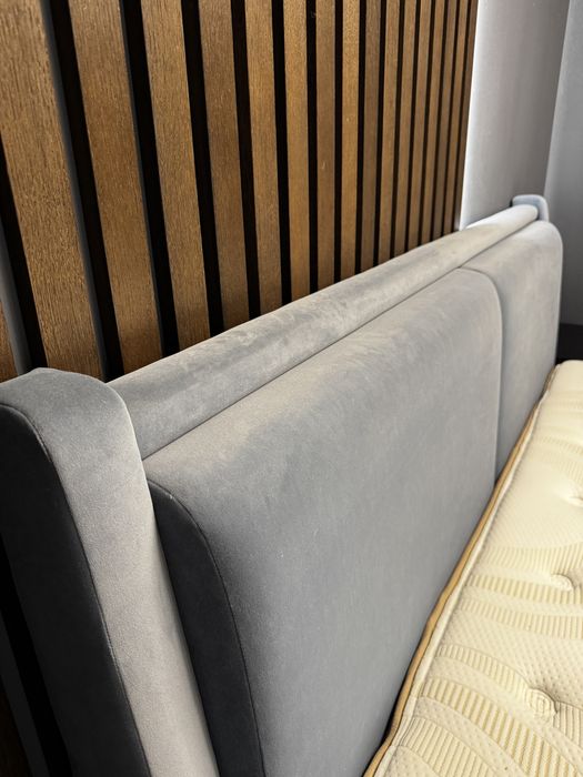 НОВЕ! Продам двоспальне велюрове ліжко + матрац Maxx Comfort + перина