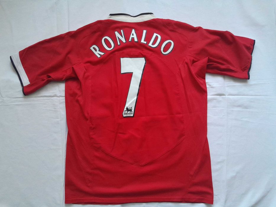 Sprzedam koszulkę piłkarską Manchester United '02/'03 Ronaldo