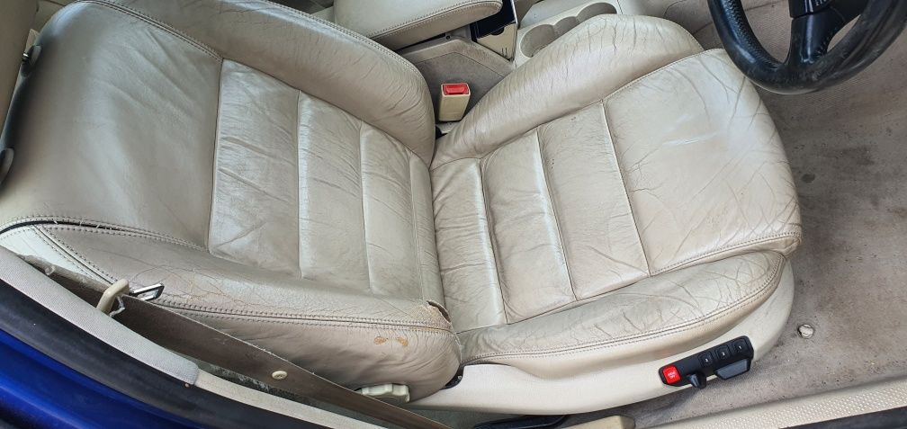 Skoda superbe 1.9 tdi 130 awx 9461 skrzynia GGB części blask Gołdap