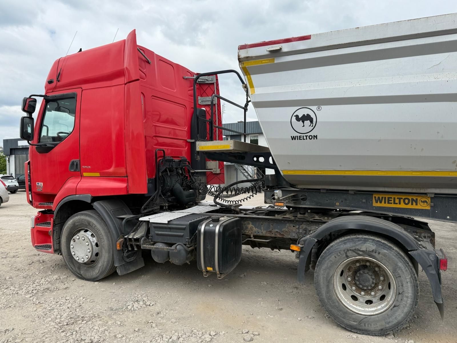 Sprzedam ciągnik siodłowy Renault Premium