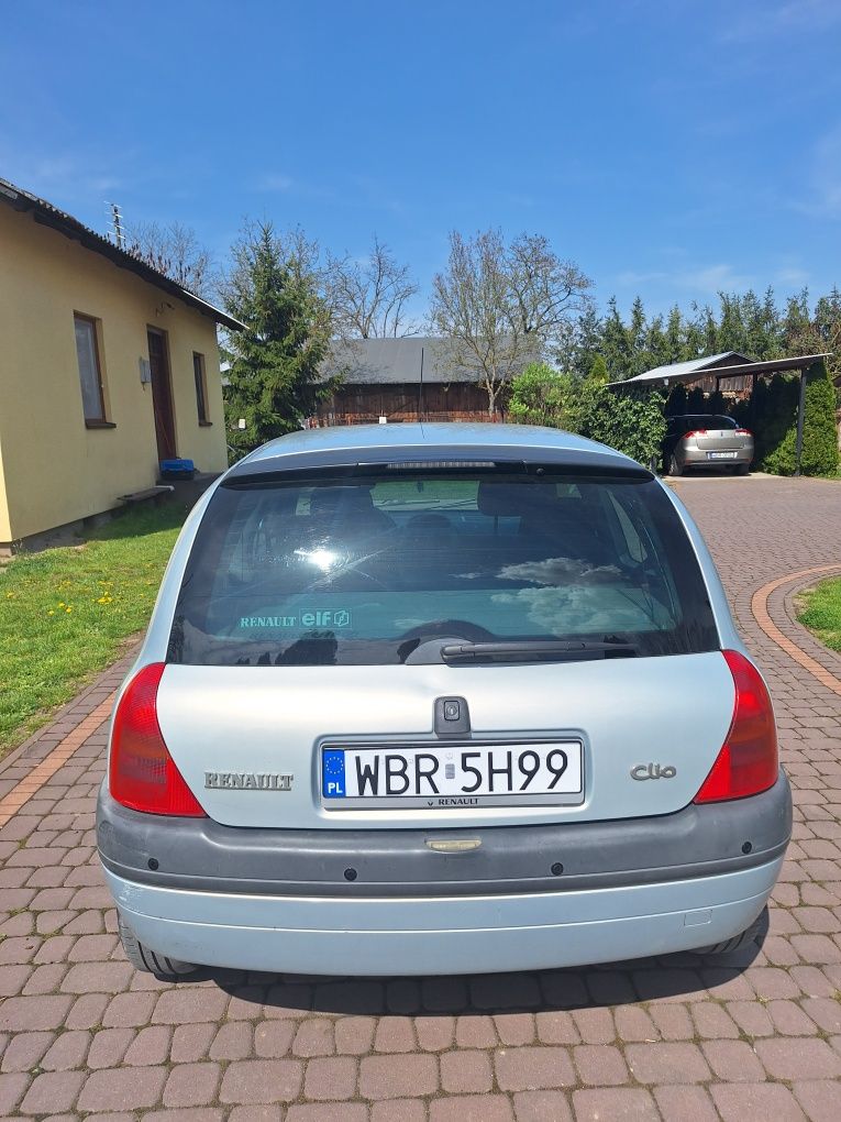 Renault Clio II  2001