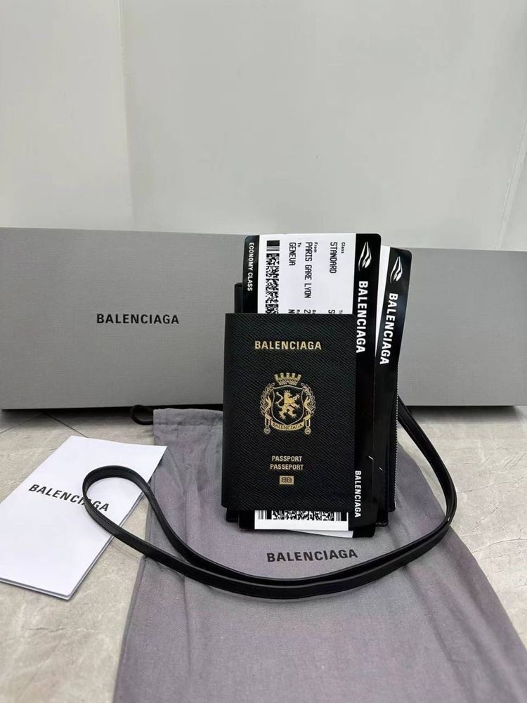 Кошелек/портмоне Balenciaga Passport Wallet Баленсиага премиум