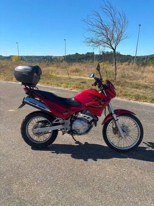 Honda NX4 Adventure como nova
